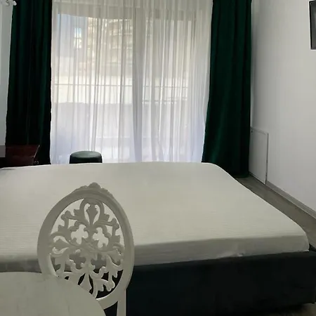 Апартаменты Gabriel 2 King Bed Нэводари